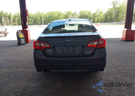 2015 Subaru Legacy 2.5I Premium z USA, uszkodzony, nr VIN 4S3BNAH67F3034484